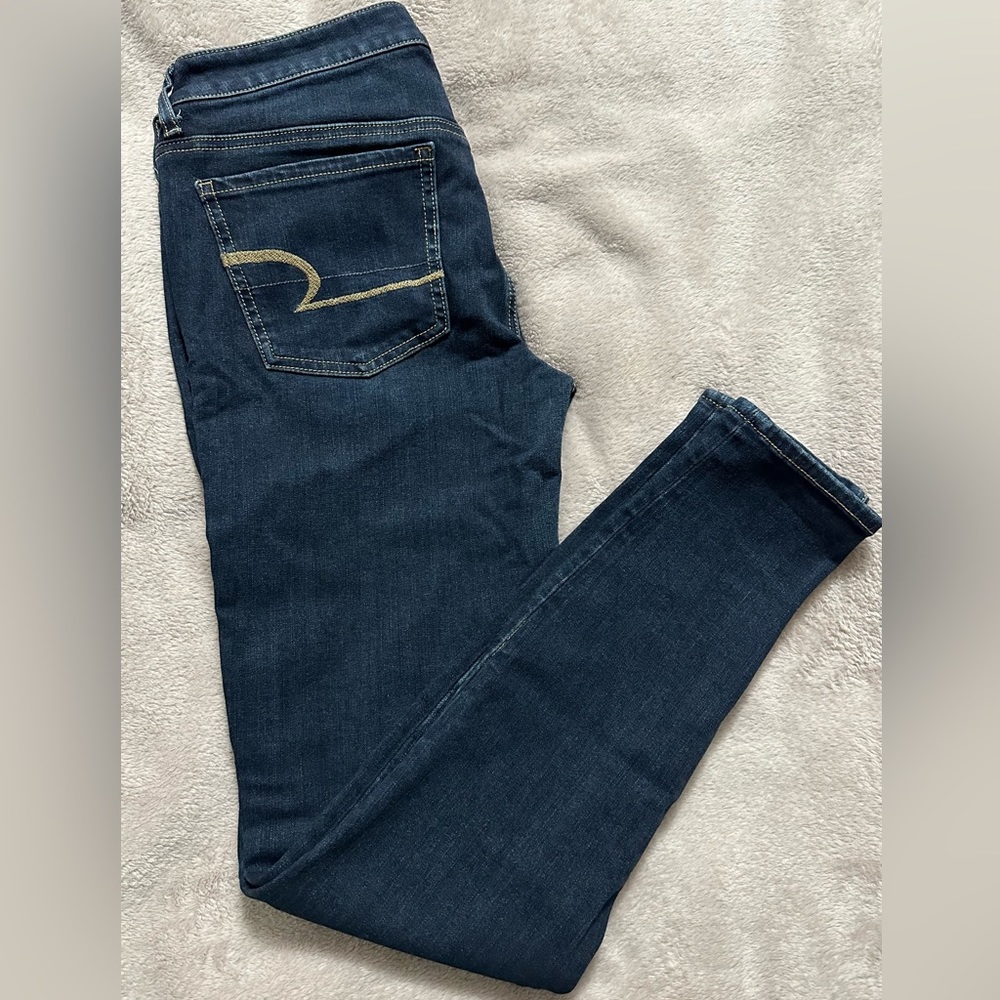 American Eagle Jeans. Super Stretch. US 6 regular.